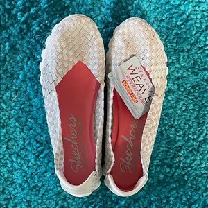 Skechers Women's White and Silver (Gray) Iridescent Woven Flats